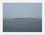Ellis Island from Staten Island Ferry * 2592 x 1944 * (1.05MB)